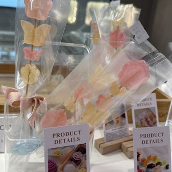 Honoka - Candie flowers - Desserts Near Me - Markham, Ontario