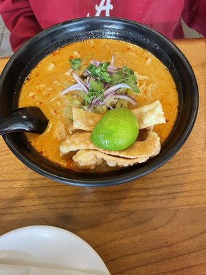 Trike Noodles (Three Wheels Noodles) by null