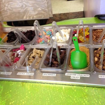 Skinny D's Yogurt - Toppings! - Ice Cream & Frozen Yogurt Near Me - Mill Creek, Washington Skinny D's Yogurt - Toppings! - Ice Cream & Frozen Yogurt Near Me - Mill Creek, Washington