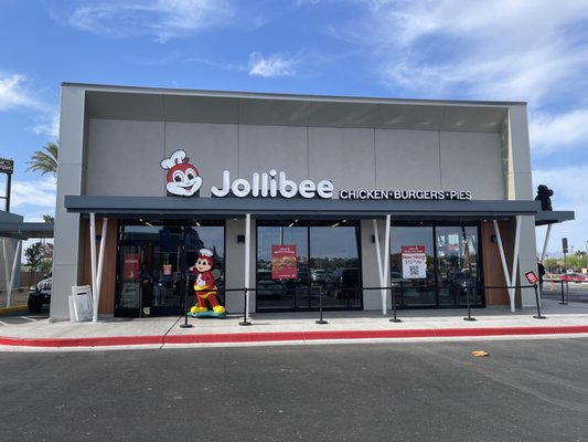 Jollibee by null