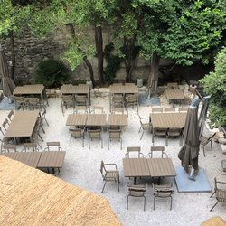 Le Lieu