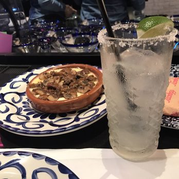 Tacology - Margarita and queso fundido with mushrooms - Mexican Near Me - Miami, Florida Tacology - Margarita and queso fundido with mushrooms - Mexican Near Me - Miami, Florida