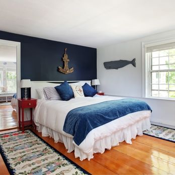 The Bursley Manor - Bed & Breakfast Near Me - West Barnstable, Massachusetts