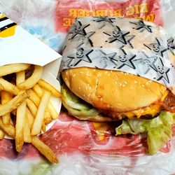 Famous Star and Large Freedom Fries