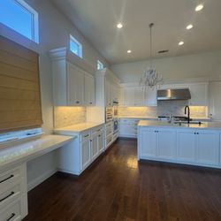 Goldenstate Wood Refinishing - New doors and drawers and paint