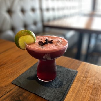 Perla - Jamaica margarita - Tapas/Small Plates Near Me - Santa Ana, California