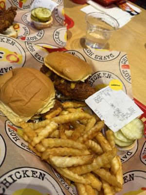 Dave's Hot Chicken by null