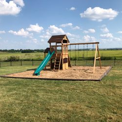 Texas Backyard Structures - Backyard Adventures PLayset with wood mulch and border