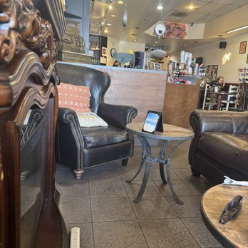 Barclays Coffee and Tea - Comfy seats - Coffee & Tea Near Me - Northridge, California Barclays Coffee and Tea - Comfy seats - Coffee & Tea Near Me - Northridge, California
