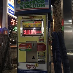 Schmitz Exxon Service - Vacuum area