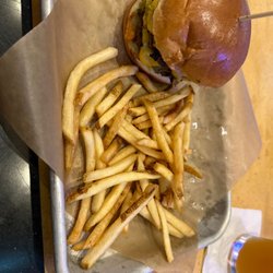 Buffalo Wild Wings - Burger