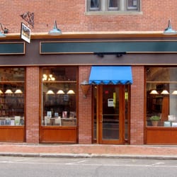 RiverRun Bookstore - Riverrun's new storefront at 142 Fleet Street.