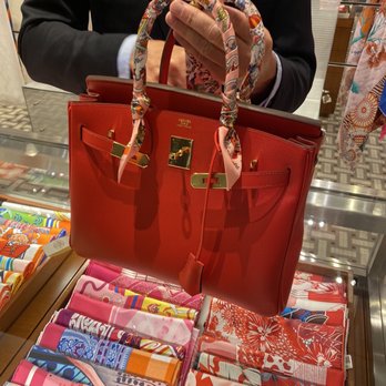 Hermès - It look so gorgeous and a beautiful Twilly. Thank Julian for your recommendation - Women's Clothing Near Me - Costa Mesa, California Hermès - It look so gorgeous and a beautiful Twilly. Thank Julian for your recommendation - Women's Clothing Near Me - Costa Mesa, California