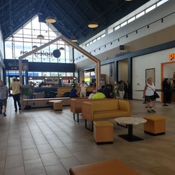 Clarence Travel Plaza - Inside Clarence Service Center