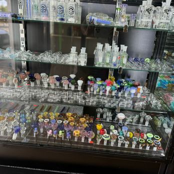 Happy Smoke Shop - Tobacco Shops Near Me - Mountain View, California Happy Smoke Shop - Tobacco Shops Near Me - Mountain View, California
