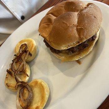 Martinos International Cafe - Burger - Breakfast & Brunch Near Me - Vermilion, Ohio Martinos International Cafe - Burger - Breakfast & Brunch Near Me - Vermilion, Ohio