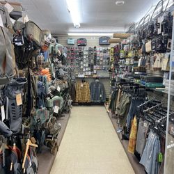 Flaming Gorge Resort - Flaming Gorge Resort - General Store