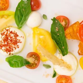 Great Performances - Heirloom Tomato and Burrata Salad - Caterers Near Me - Bronx, New York