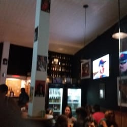 Cretino's Pub
