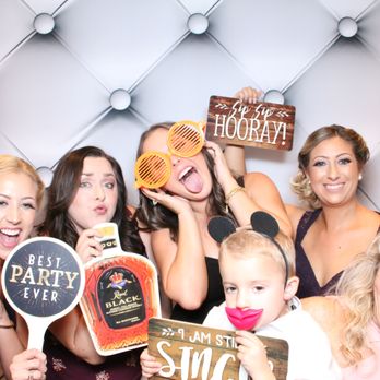 Carcano Photo Booths - Photo Booth Rentals Near Me - Lake Forest, California