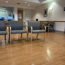 Jefferson Abington Hospital - Waiting room for surgery family