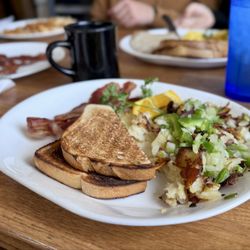 Teddy Bear Restaurant - Bacon, Eggs, and House Potatoes