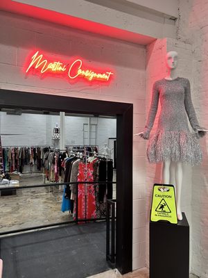 Martini Consignment by null
