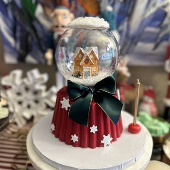 Cake N Bake - Christmas birthday cake - Bakeries Near Me - Sun Valley, California Cake N Bake - Christmas birthday cake - Bakeries Near Me - Sun Valley, California