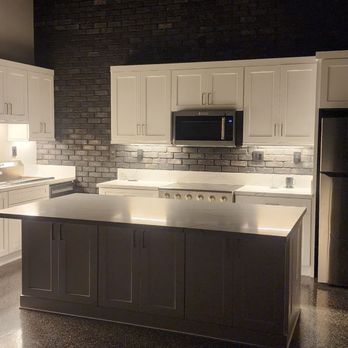 Sunny's Cabinets - Cabinetry Near Me - Las Vegas, Nevada Sunny's Cabinets - Cabinetry Near Me - Las Vegas, Nevada