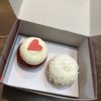 Kara's Cupcakes - Bakeries Near Me - Napa, California Kara's Cupcakes - Bakeries Near Me - Napa, California