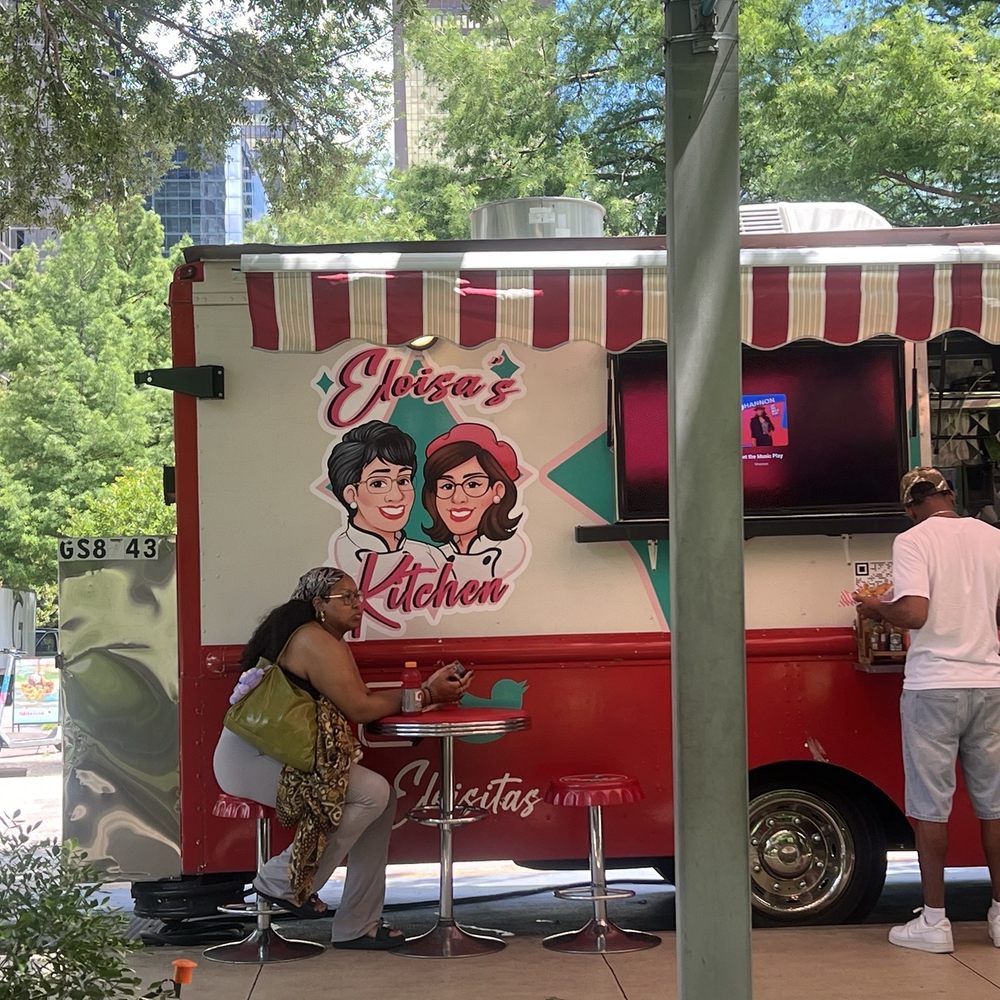 Eloise's Kitchen- great food at Klyde Warren Park Eloise's Kitchen- great food at Klyde Warren Park