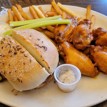 Anchor Bar - Chicken Wings Near Me - Buffalo, New York Anchor Bar - Chicken Wings Near Me - Buffalo, New York