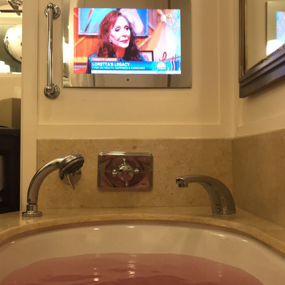 The Peninsula Chicago - Tv in the tub - Hotels Near Me - Chicago, Illinois The Peninsula Chicago - Tv in the tub - Hotels Near Me - Chicago, Illinois