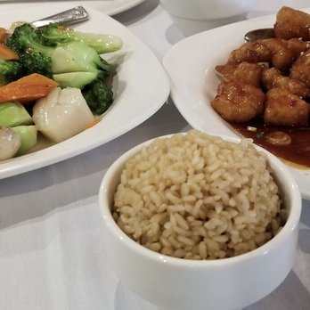 Andy & Yu's - Scallops and fresh veggies - Perfect.  Orange Chicken - A savory sauce not the super sweet sauce most serve. - Chinese Near Me - Pleasanton, California