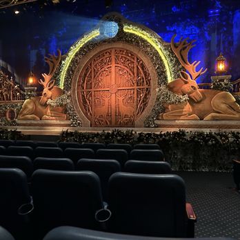 American Music Theatre - Stage - Performing Arts Near Me - Lancaster, Pennsylvania American Music Theatre - Stage - Performing Arts Near Me - Lancaster, Pennsylvania