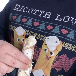 Cannoli time! Cannoli time!