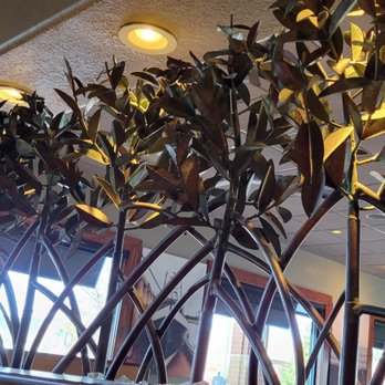 Bonefish Grill - Inside decor - Seafood Near Me - Fairfax, Virginia
