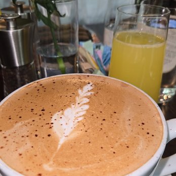 TRACE Market - Mimosa & latte - Breakfast & Brunch Near Me - Seattle, Washington TRACE Market - Mimosa & latte - Breakfast & Brunch Near Me - Seattle, Washington