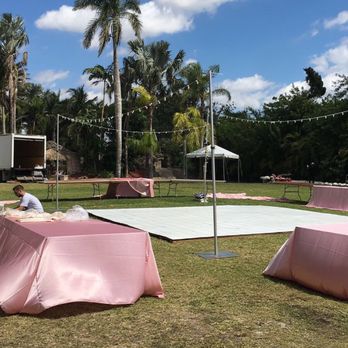 Affordable Beach Weddings - Wedding Planning Near Me - Miami Beach, Florida Affordable Beach Weddings - Wedding Planning Near Me - Miami Beach, Florida