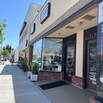 Wolf's Brew Coffee - Outside - Coffee & Tea Near Me - Long Beach, California