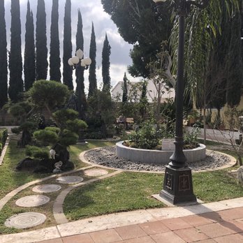 Pho Da Buddhist Temple - stunning peaceful garden - Buddhist Temples Near Me - Santa Ana, California