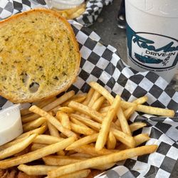 Roe Ann's Drive-In - Chicken tenders