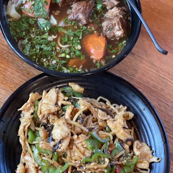 Noodle Man - B2. Tomato and Beef Brisket Soup and C5. Chicken with Garlic Sauce Stir-Fried Noodle - Chinese Near Me - Chesapeake, Virginia Noodle Man - B2. Tomato and Beef Brisket Soup and C5. Chicken with Garlic Sauce Stir-Fried Noodle - Chinese Near Me - Chesapeake, Virginia
