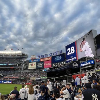 Yankee Stadium - Stadiums & Arenas Near Me - Bronx, New York