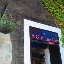 A Gift Tae Gie - A Gift Tae Gie, West Kilbride