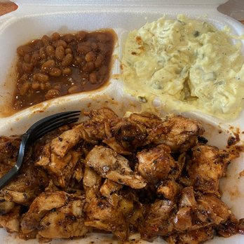 I Que BBQ - Chopped chicken with potato salad and baked beans - Barbeque Near Me - La Mesa, California