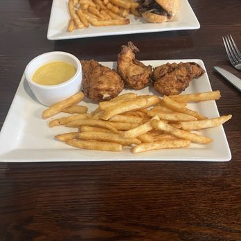 Steak & Stone - Steakhouses Near Me - Leitchfield, Kentucky