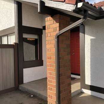 Platinum Painting - Excellent detail work on trim, gutters, and downspout. - Painters Near Me Platinum Painting - Excellent detail work on trim, gutters, and downspout. - Painters Near Me