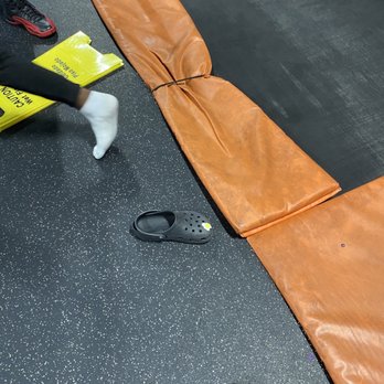 Airborne Trampoline Park - Broken trampoline with caution sign - Trampoline Parks Near Me - Lewisville, Texas Airborne Trampoline Park - Broken trampoline with caution sign - Trampoline Parks Near Me - Lewisville, Texas