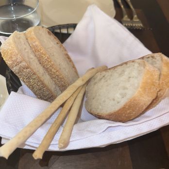 Cipresso - Awesome bread & that garlic butter spread - Italian Near Me - Hollywood, Florida